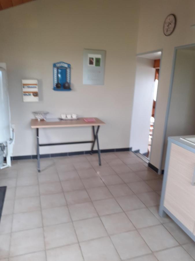 Gite De La Roseraie Louchy-Montfand Exteriér fotografie