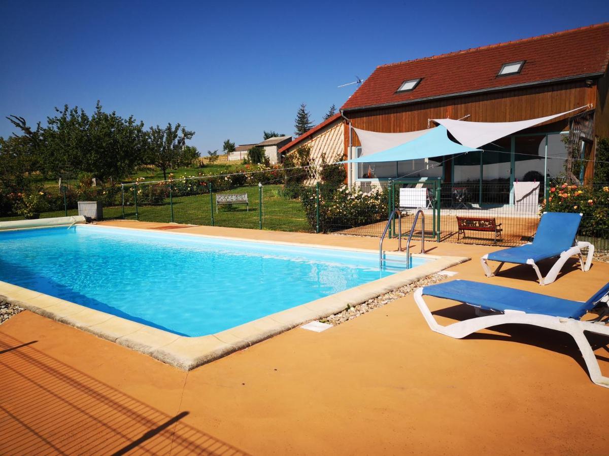 Gite De La Roseraie Louchy-Montfand Exteriér fotografie
