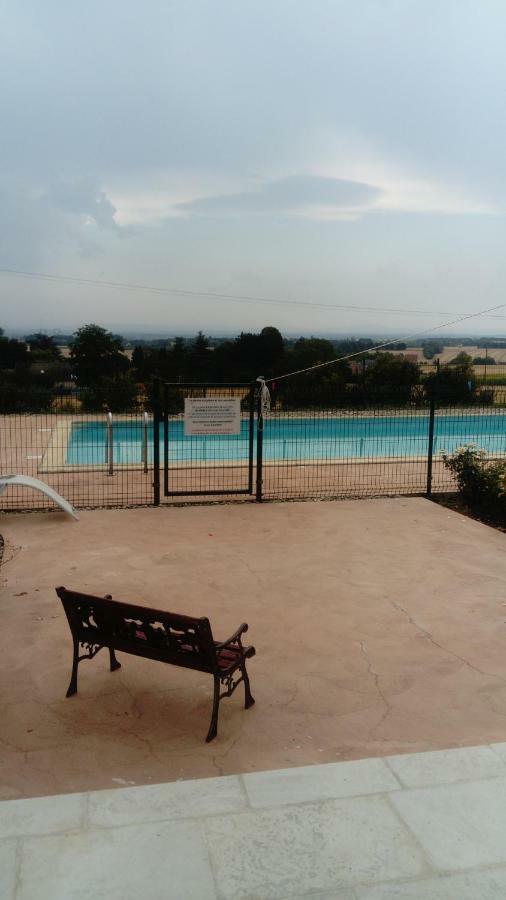 Gite De La Roseraie Louchy-Montfand Exteriér fotografie